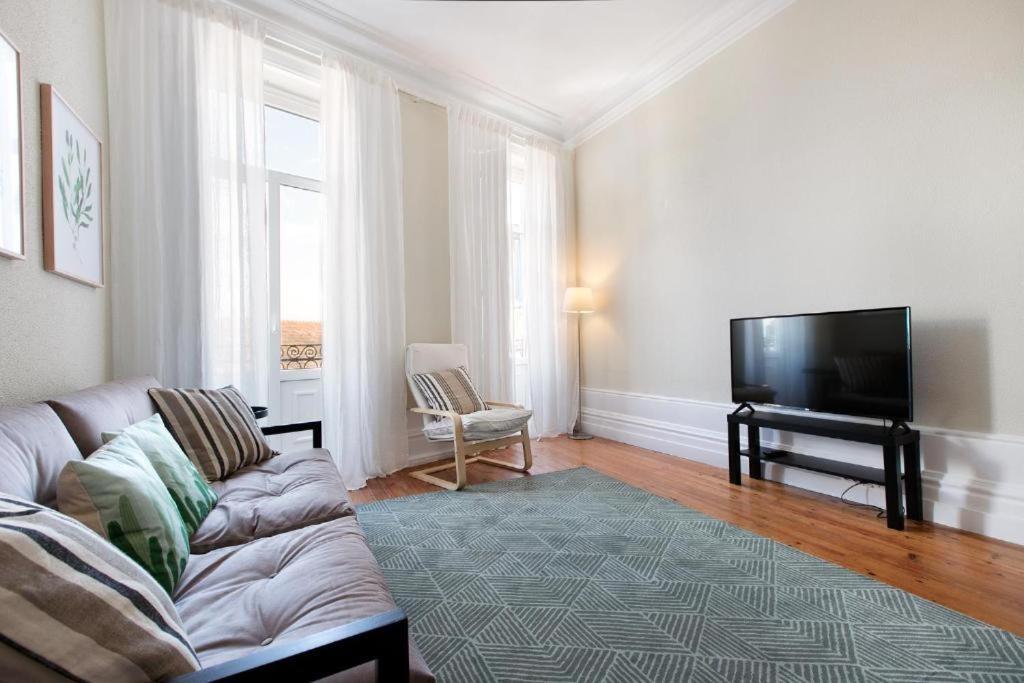 Pretty Clerigos 132 Apartment Porto Luaran gambar